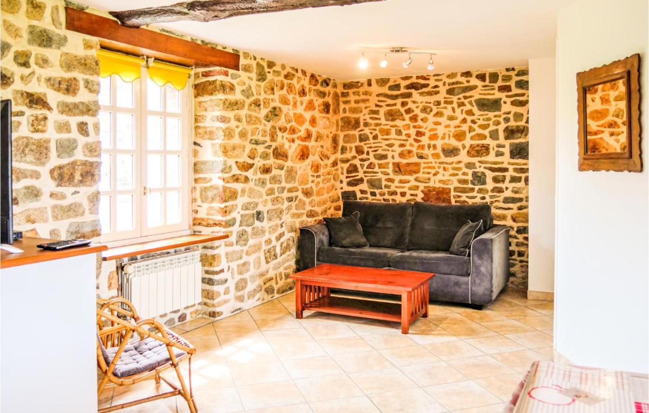 Gorgeous Apartment In Ponts With Wifi Exterior foto